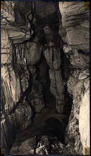 Johalvin pillar[Moore]